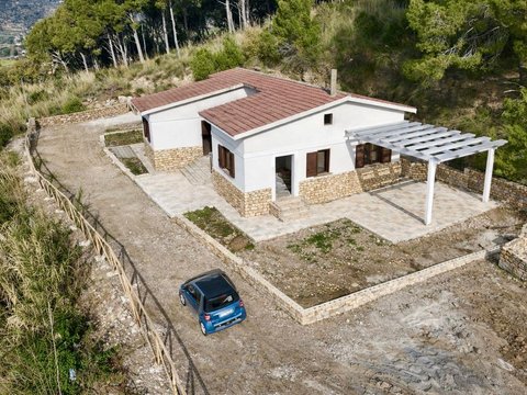 Villetta bifamiliare in Via Silvio Maurano, 61, Castellabate