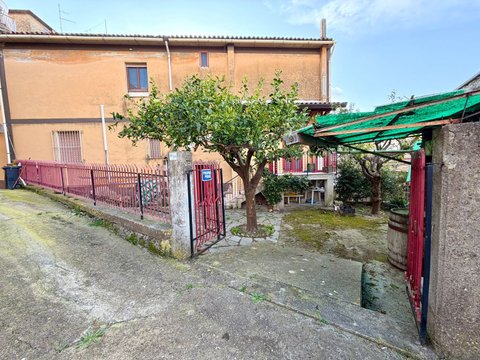 Trilocale in Via Giuseppe Garibaldi, 21, Ogliastro Cilento